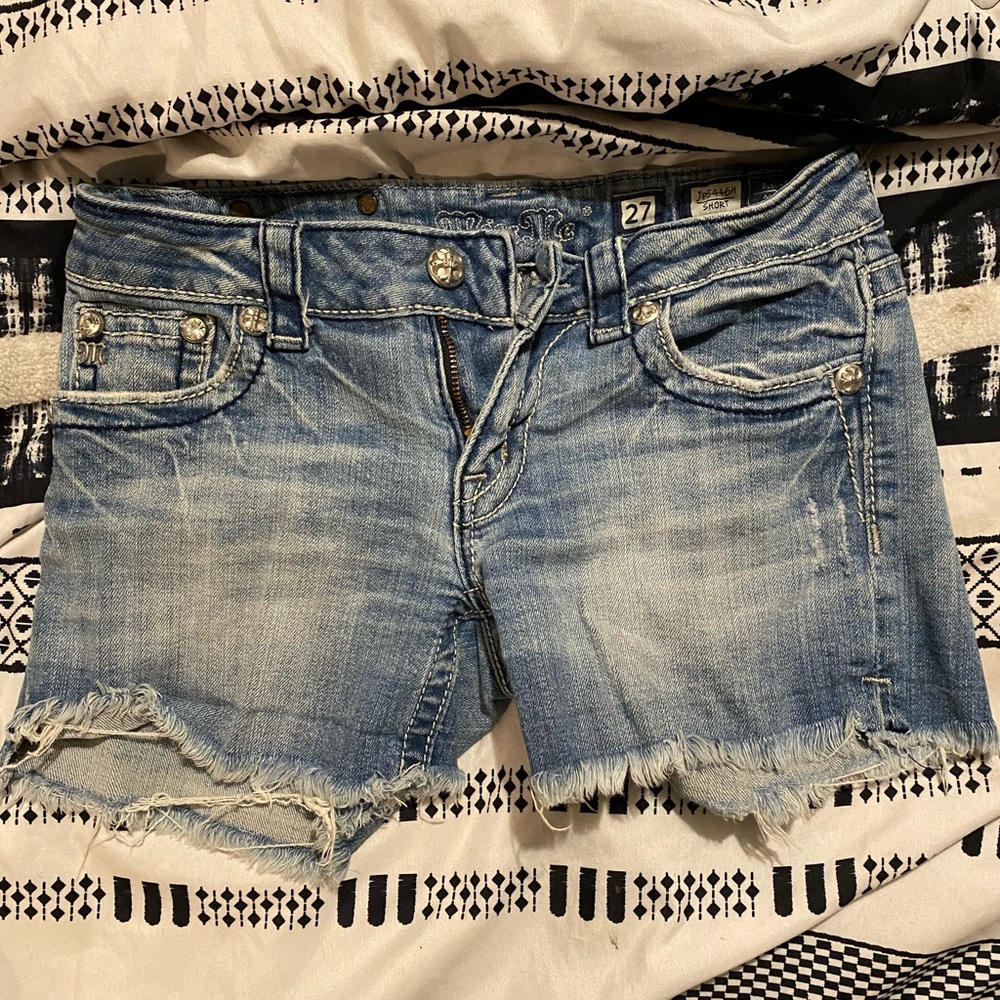 Size 27 Miss Me shorts